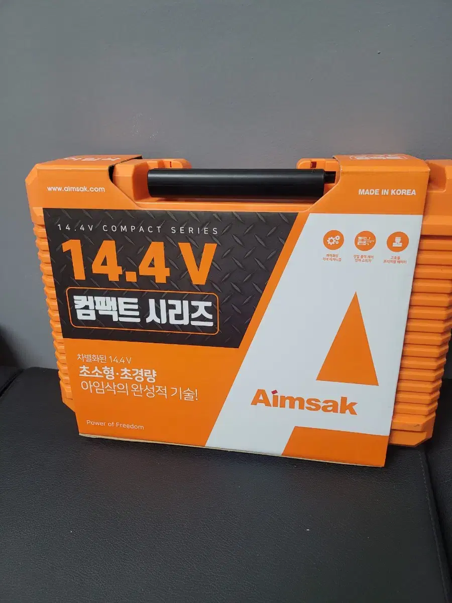 아임삭 AI414RW 충전 라쳇 렌치 14.4V2.0Ah 배터리1개 세트